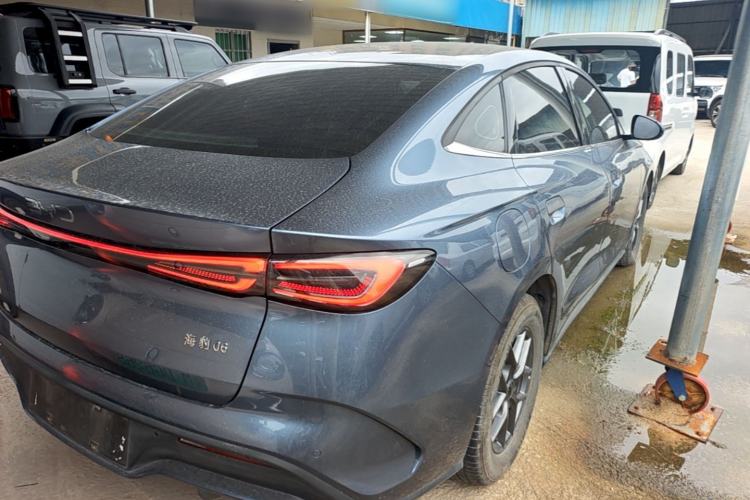 Used BYD Seal 06 New Energy 2024 DM-i 80KM Luxury Model Right Rear Taillight