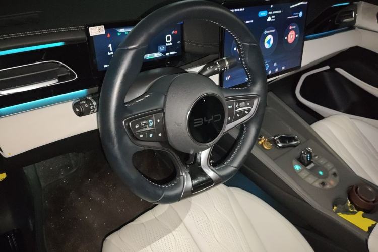 Used BYD Seal 06 New Energy 2024 DM-i 120KM Flagship Model Steering Wheel