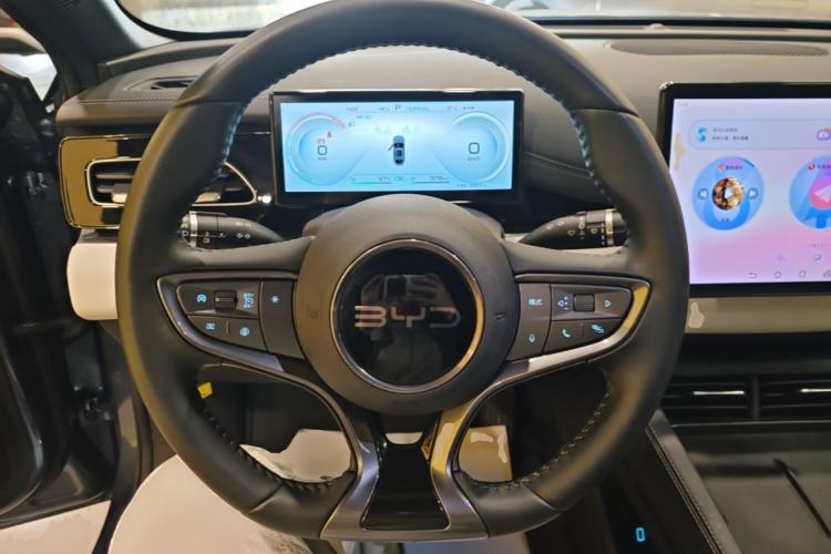 Used BYD Seal 06 New Energy 2024 DM-i 80KM Prestige Model Steering Wheel