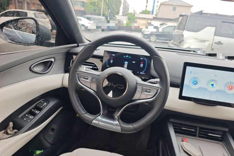 Used BYD Seal 06 New Energy 2024 DM-i 80KM Luxury Model Steering Wheel