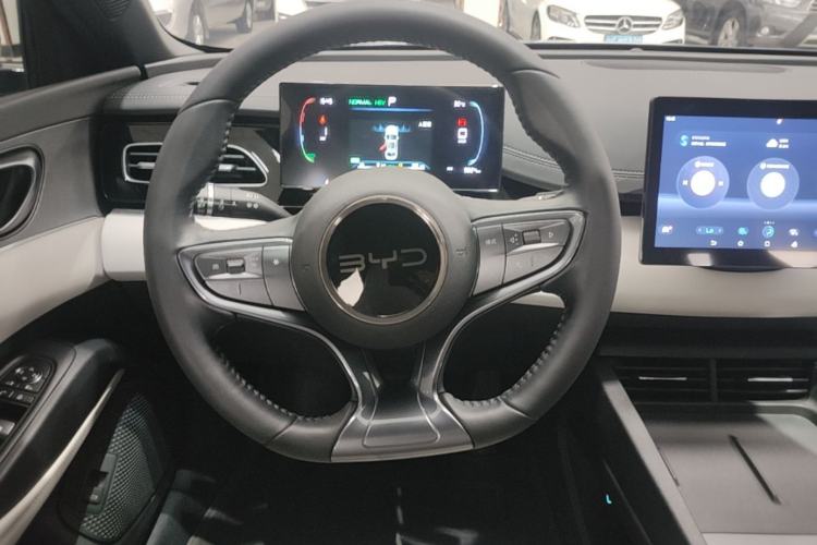Used BYD Seal 06 New Energy 2024 DM-i 80KM Luxury Model Steering Wheel