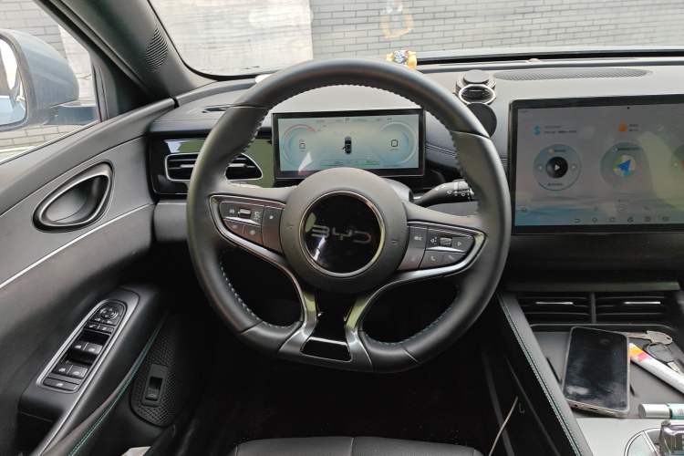 Used BYD Seal 06 New Energy 2024 DM-i 80KM Prestige Model Steering Wheel