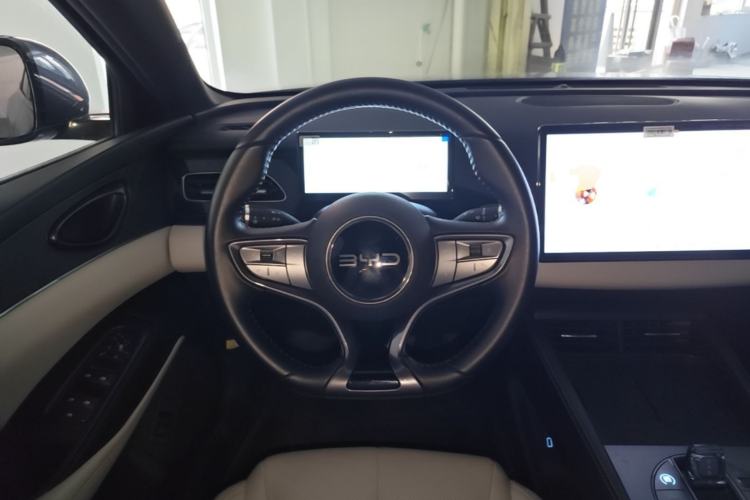 Used BYD Seal 06 New Energy 2024 DM-i 80KM Prestige Model Steering Wheel