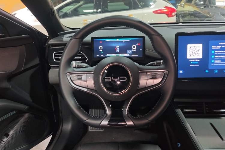 Used BYD Seal 06 New Energy 2024 DM-i 120KM Luxury Model Steering Wheel