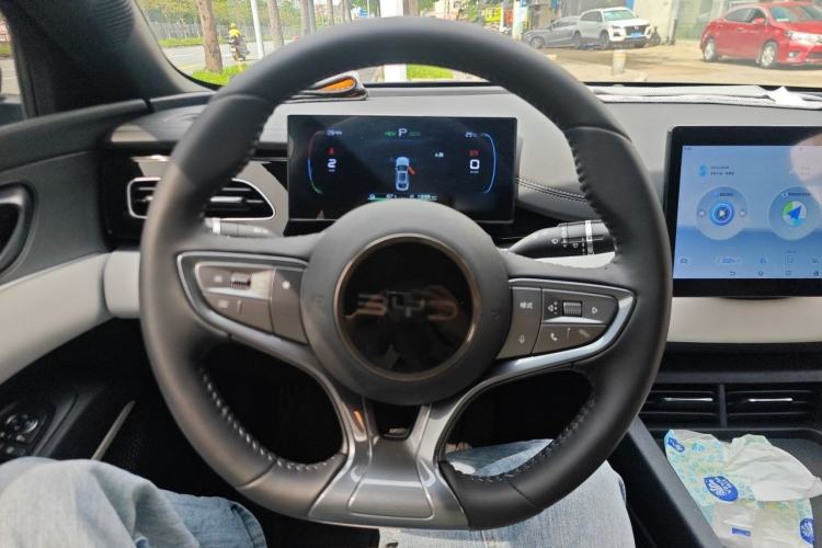 Used BYD Seal 06 New Energy 2024 DM-i 80KM Luxury Model Steering Wheel
