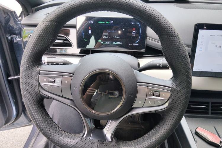 Used BYD Seal 06 New Energy 2024 DM-i 80KM Luxury Model Steering Wheel