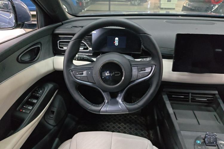 Used BYD Seal 06 New Energy 2024 DM-i 80KM Luxury Model Steering Wheel