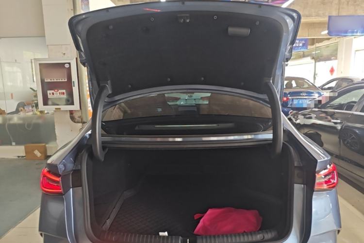 Used BYD Seal 06 New Energy 2024 DM-i 120KM Luxury Model Trunk