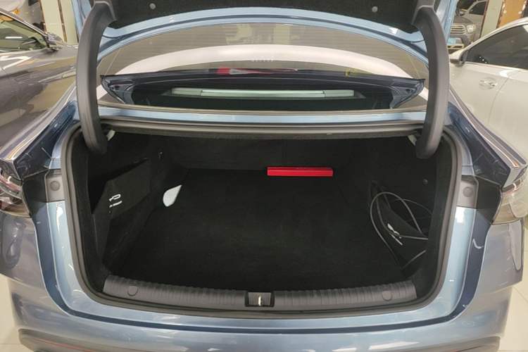 Used BYD Seal 06 New Energy 2024 DM-i 80KM Luxury Model Trunk