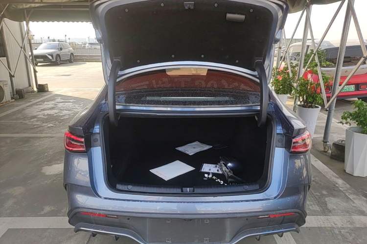 Used BYD Seal 06 New Energy 2024 DM-i 80KM Prestige Model Trunk