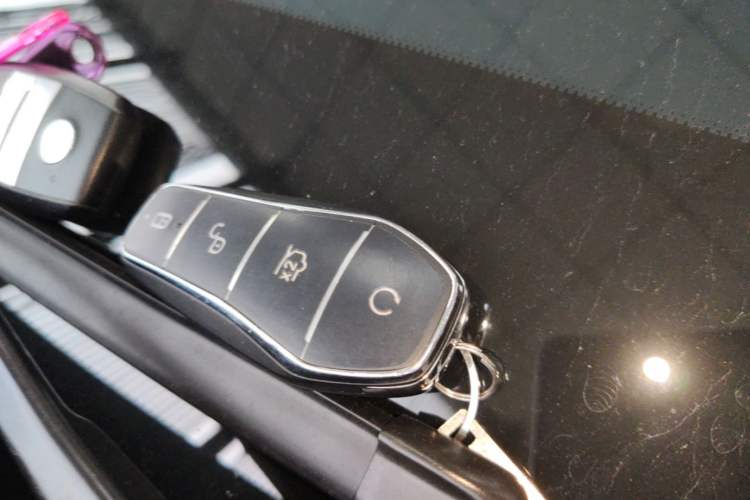 Used BYD Seal 06 New Energy 2024 DM-i 80KM Prestige Model Vehicle Key