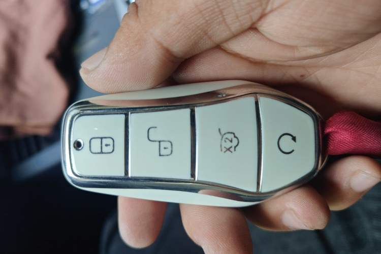 Used BYD Seal 06 New Energy 2024 DM-i 80KM Luxury Model Vehicle Key