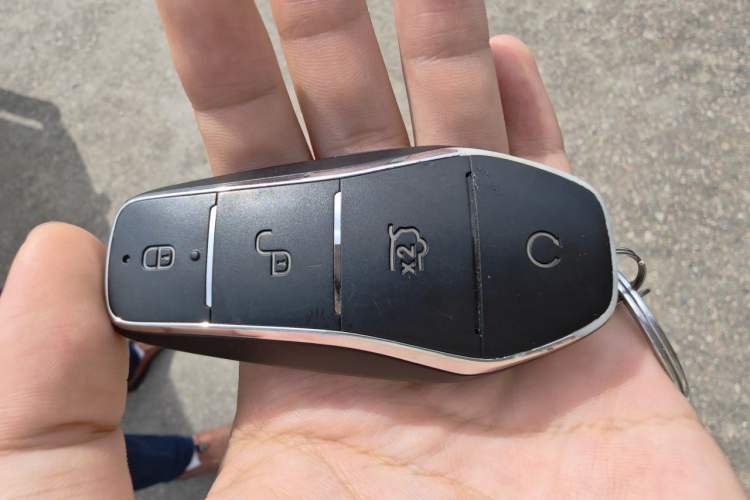 Used BYD Seal 06 New Energy 2024 DM-i 80KM Luxury Model Vehicle Key