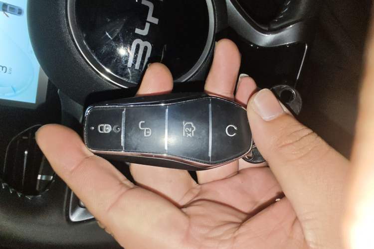Used BYD Seal 06 New Energy 2024 DM-i 80KM Prestige Model Vehicle Key