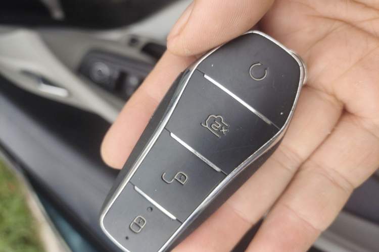 Used BYD Seal 06 New Energy 2024 DM-i 120KM Prestige Model Vehicle Key