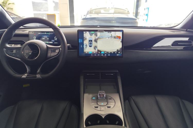 Used BYD Seal 06 New Energy 2024 DM-i 120KM Luxury Model Interior 1