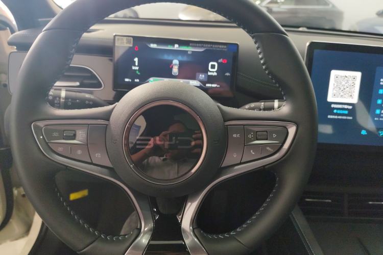 Used BYD Seal 06 New Energy 2024 DM-i 120KM Luxury Model Steering Wheel