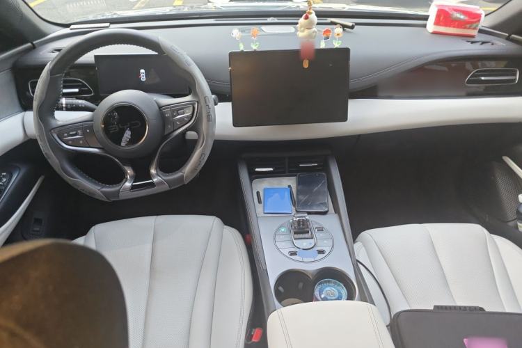 Used BYD Seal 06 New Energy 2024 DM-i 120KM Prestige Model Center Console