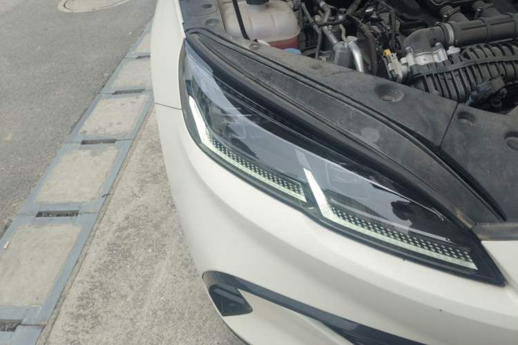 Used BYD Seal 06 New Energy 2024 DM-i 120KM Flagship Model Right Front Headlight