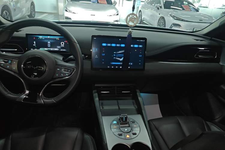 Used BYD Seal 06 New Energy 2024 DM-i 120KM Luxury Model Audio And AC Panel