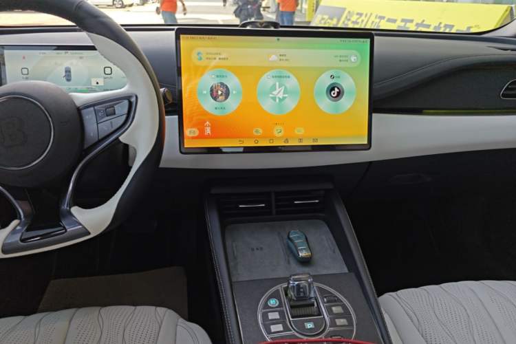 Used BYD Seal 06 New Energy 2024 DM-i 120KM Flagship Model Audio And AC Panel