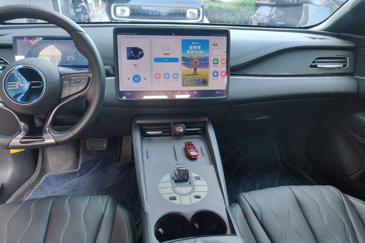 Used BYD Seal 06 New Energy 2024 DM-i 120KM Flagship Model Audio And AC Panel