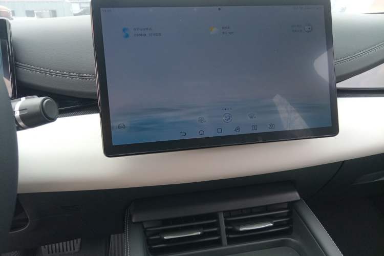 Used BYD Seal 06 New Energy 2024 DM-i 80KM Prestige Model Audio And AC Panel