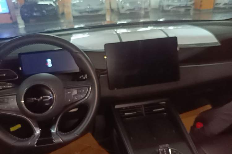 Used BYD Seal 06 New Energy 2024 DM-i 120KM Luxury Model Audio And AC Panel
