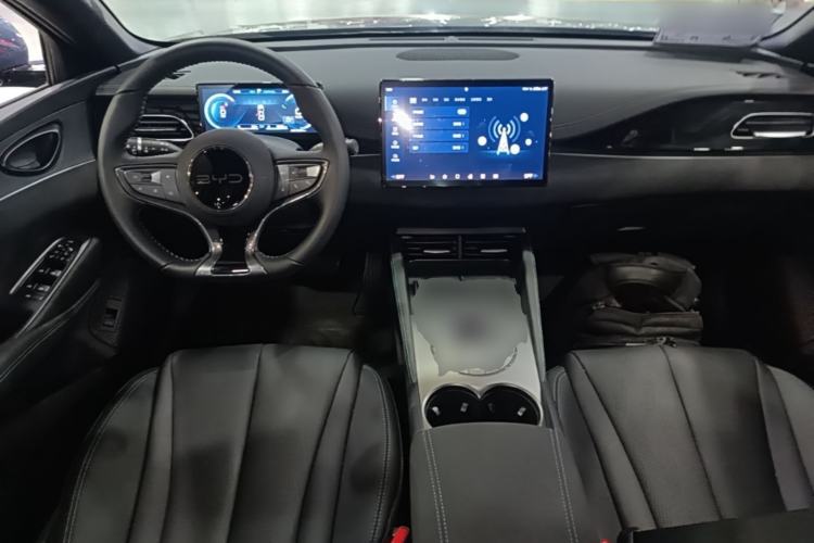 Used BYD Seal 06 New Energy 2024 DM-i 120KM Luxury Model Center Console