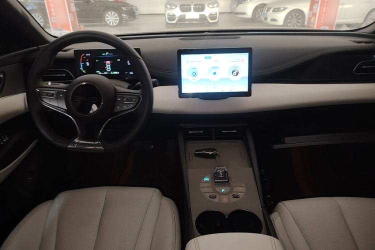 Used BYD Seal 06 New Energy 2024 DM-i 80KM Luxury Model Center Console