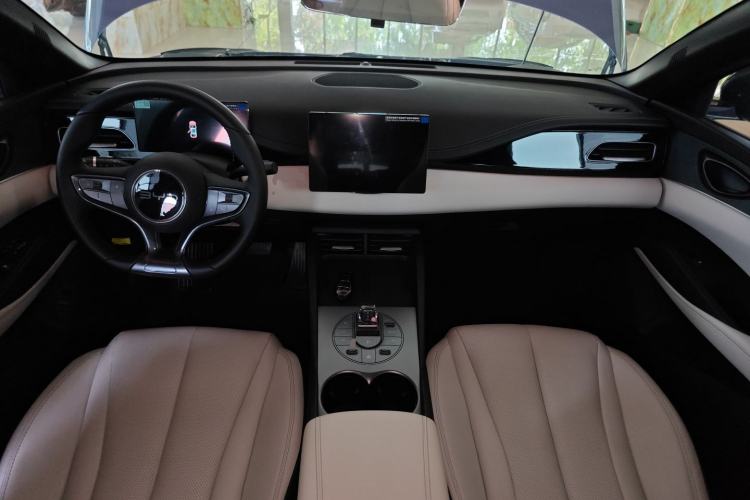 Used BYD Seal 06 New Energy 2024 DM-i 80KM Luxury Model Center Console