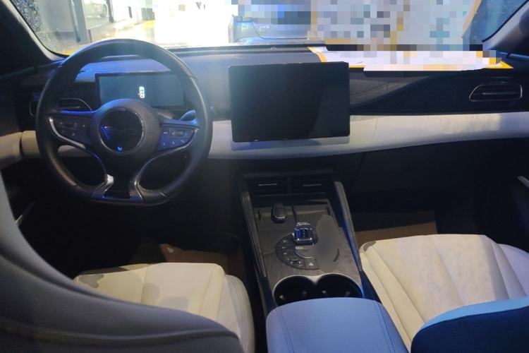 Used BYD Seal 06 New Energy 2024 DM-i 120KM Prestige Model Center Console