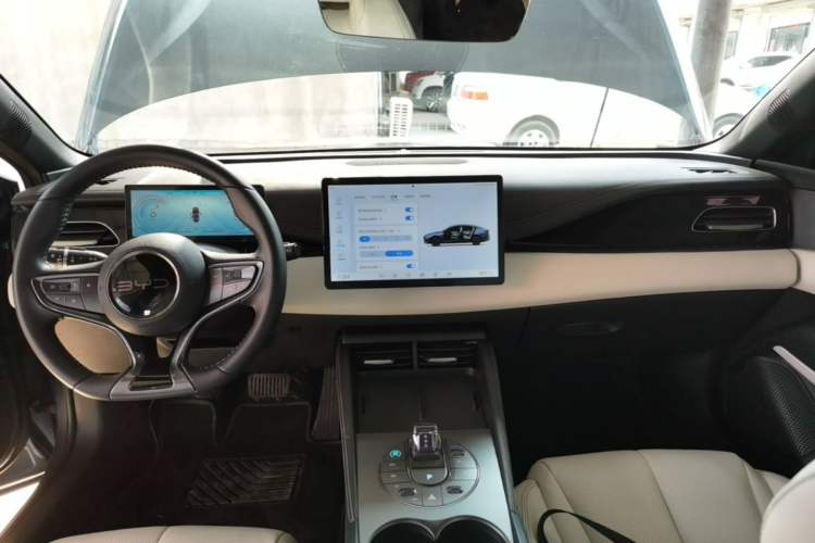 Used BYD Seal 06 New Energy 2024 DM-i 80KM Prestige Model Center Console