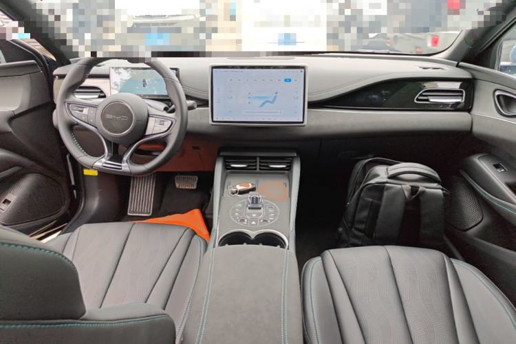Used BYD Seal 06 New Energy 2024 DM-i 120KM Prestige Model Center Console