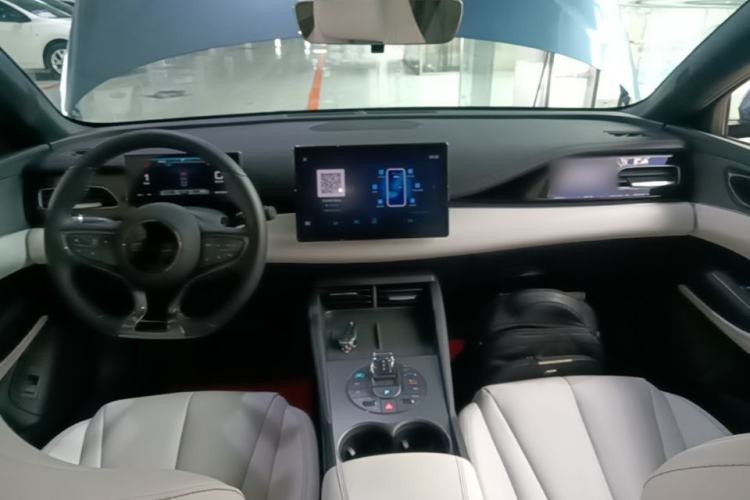 Used BYD Seal 06 New Energy 2024 DM-i 120KM Prestige Model Center Console