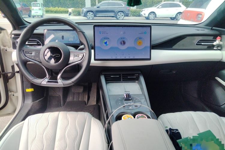 Used BYD Seal 06 New Energy 2024 DM-i 120KM Flagship Model Center Console