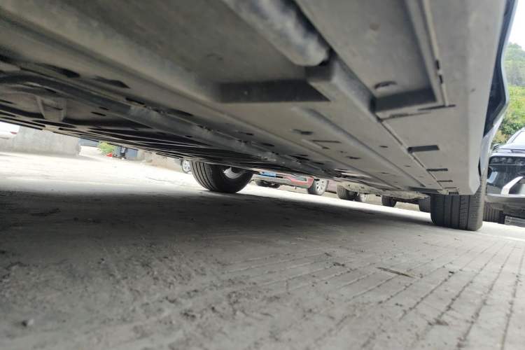 Used BYD Seal 06 New Energy 2024 DM-i 120KM Prestige Model Chassis Front Left
