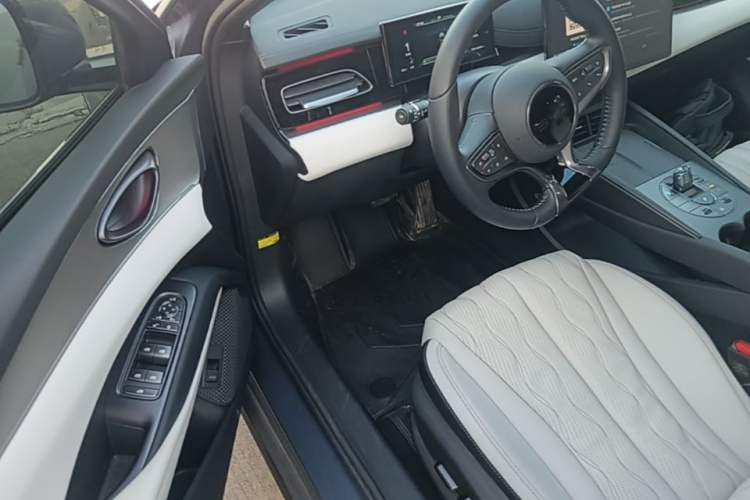 Used BYD Seal 06 New Energy 2024 DM-i 120KM Flagship Model Driver Seat