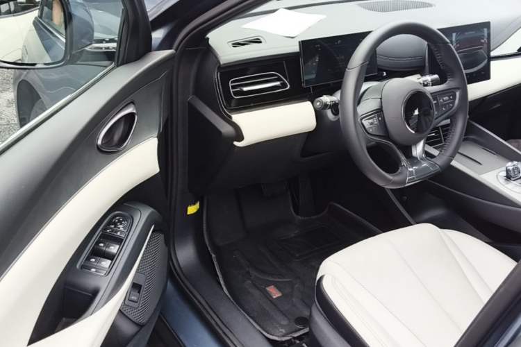 Used BYD Seal 06 New Energy 2024 DM-i 80KM Luxury Model Driver Seat