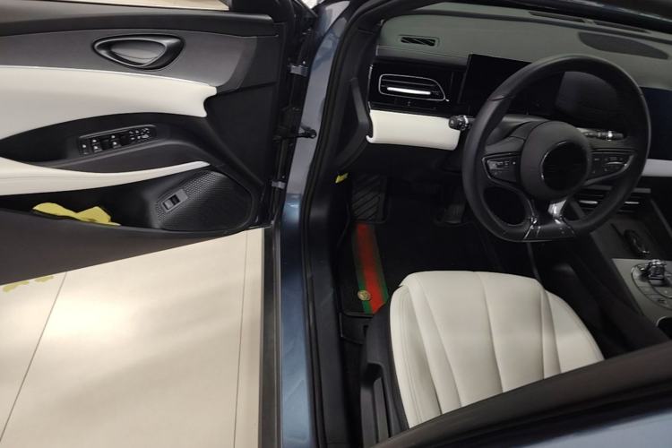 Used BYD Seal 06 New Energy 2024 DM-i 80KM Luxury Model Driver Seat