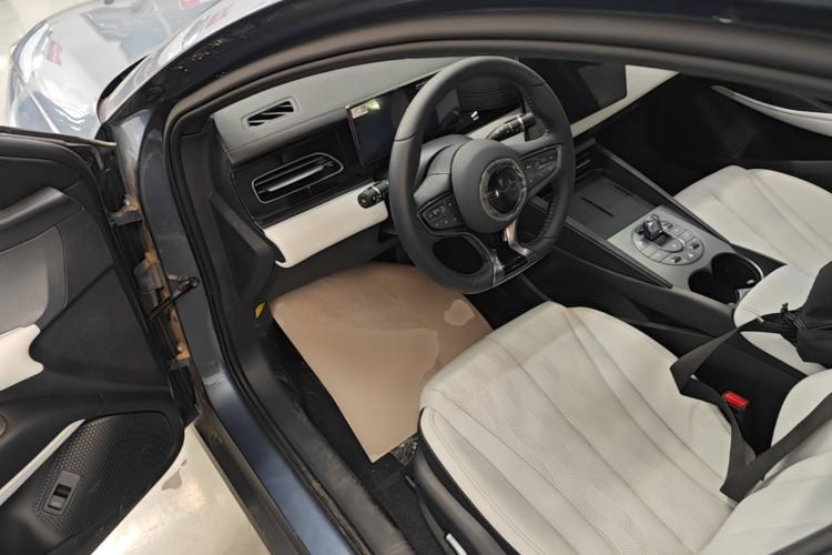 Used BYD Seal 06 New Energy 2024 DM-i 120KM Luxury Model Driver Seat