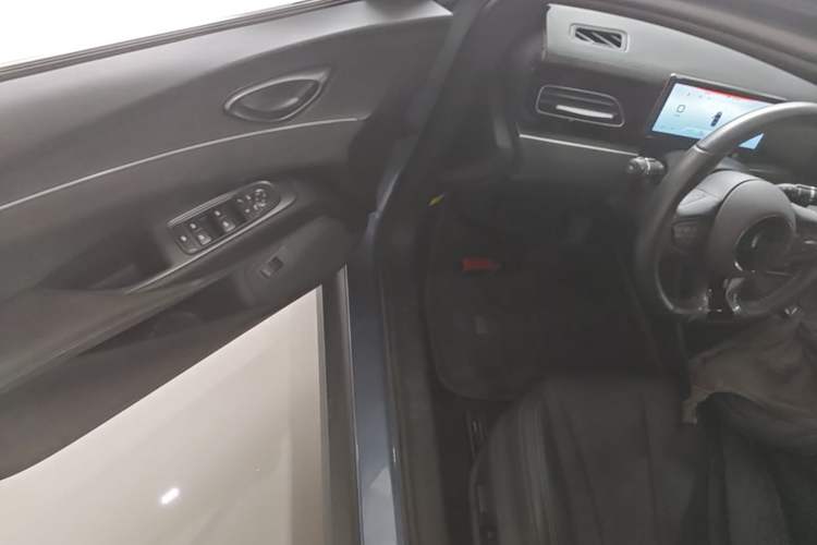 Used BYD Seal 06 New Energy 2024 DM-i 80KM Prestige Model Driver Seat