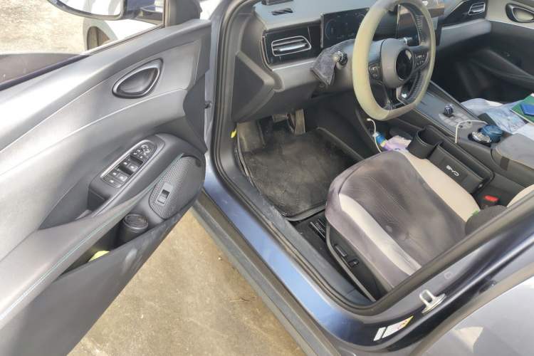 Used BYD Seal 06 New Energy 2024 DM-i 120KM Prestige Model Driver Seat
