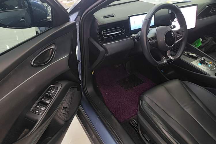 Used BYD Seal 06 New Energy 2024 DM-i 80KM Prestige Model Driver Seat