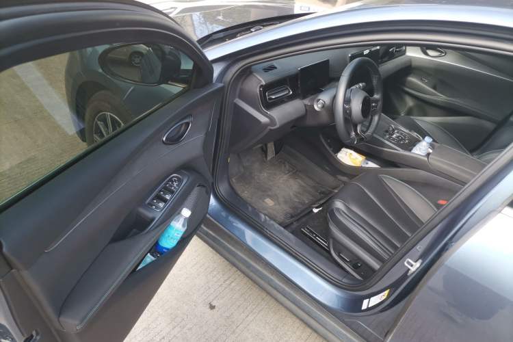 Used BYD Seal 06 New Energy 2024 DM-i 120KM Prestige Model Driver Seat