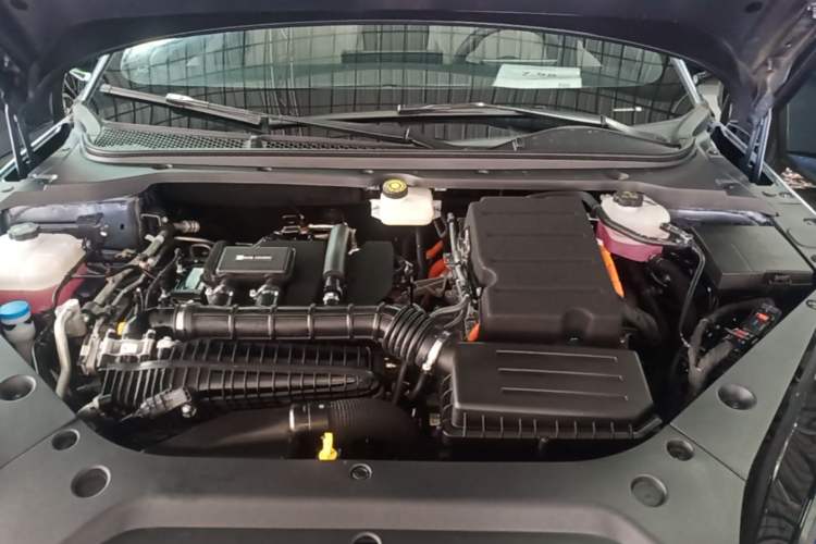 Used BYD Seal 06 New Energy 2024 DM-i 120KM Prestige Model Engine Bay