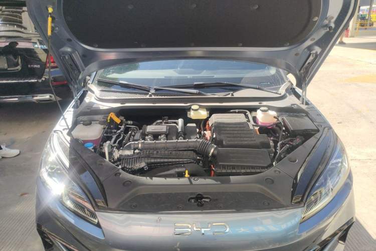 Used BYD Seal 06 New Energy 2024 DM-i 80KM Prestige Model Engine Bay