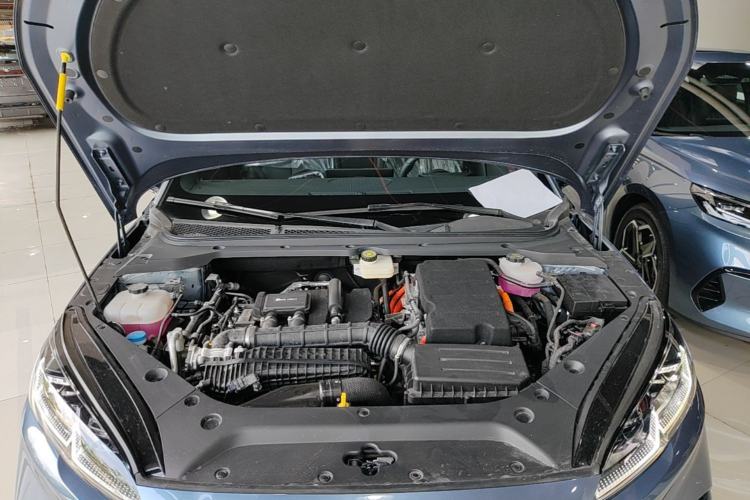 Used BYD Seal 06 New Energy 2024 DM-i 120KM Luxury Model Engine Bay