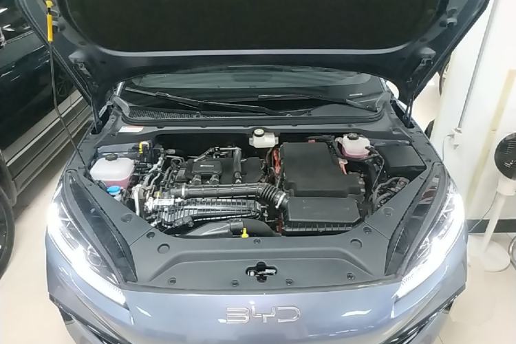 Used BYD Seal 06 New Energy 2024 DM-i 80KM Prestige Model Engine Bay
