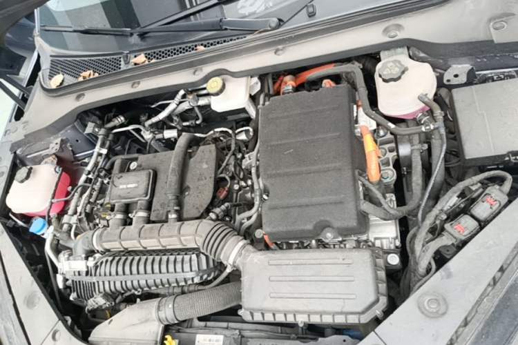 Used BYD Seal 06 New Energy 2024 DM-i 120KM Luxury Model Engine Bay